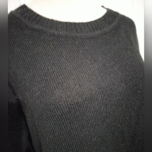 Banana Republic Women's Black Crewneck Sweater